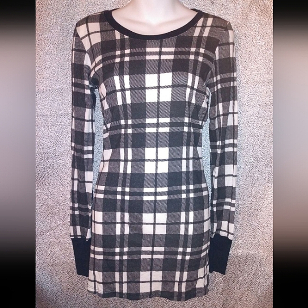 Plaid Long Sleeve Top